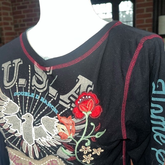 Double D Black Long Sleeve Graphic Top - Picture 7 of 14